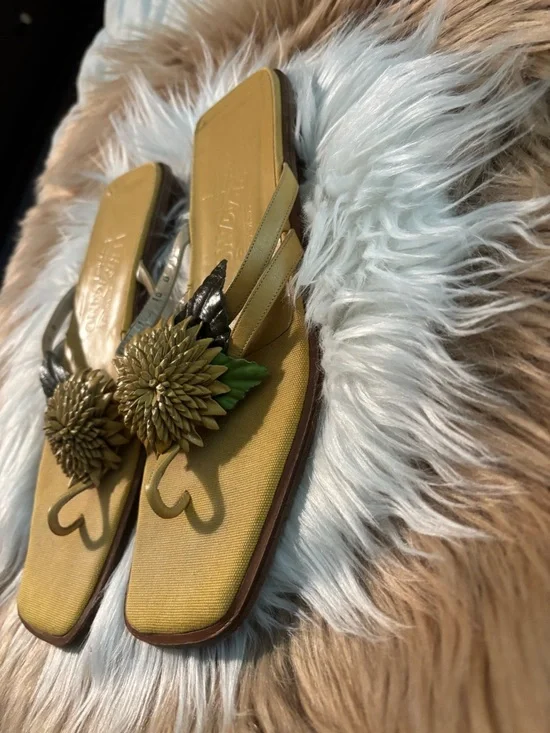 Salvatore Ferragamo Yellow Floral Toe-Post Sandals with Green Accents - Picture 5 of 6